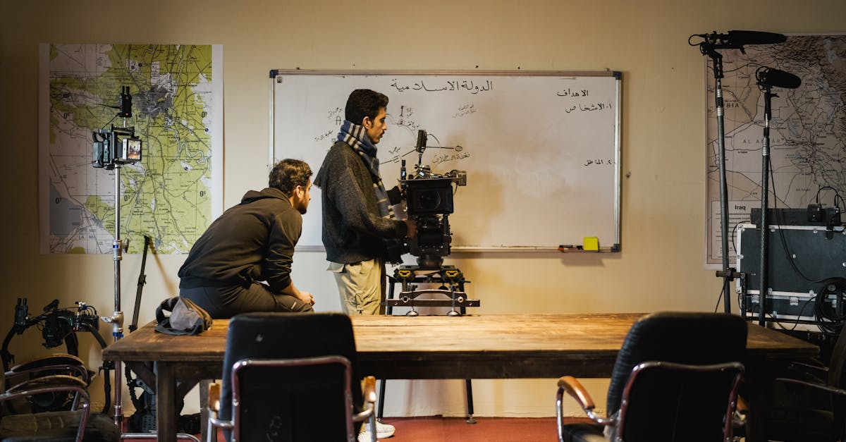 découvrez les caractéristiques de l'homme idéal : une personnalité équilibrée, des valeurs solides et une allure charismatique. explorez les qualités qui font de lui un partenaire attentionné et inspirant, tant sur le plan sentimental que professionnel.