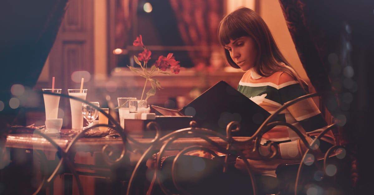 découvrez des stratégies efficaces pour surmonter la solitude romantique et retrouver l'épanouissement personnel. apprenez à construire des relations significatives et à développer votre confiance en vous, tout en embrassant la beauté de la vie en solo.